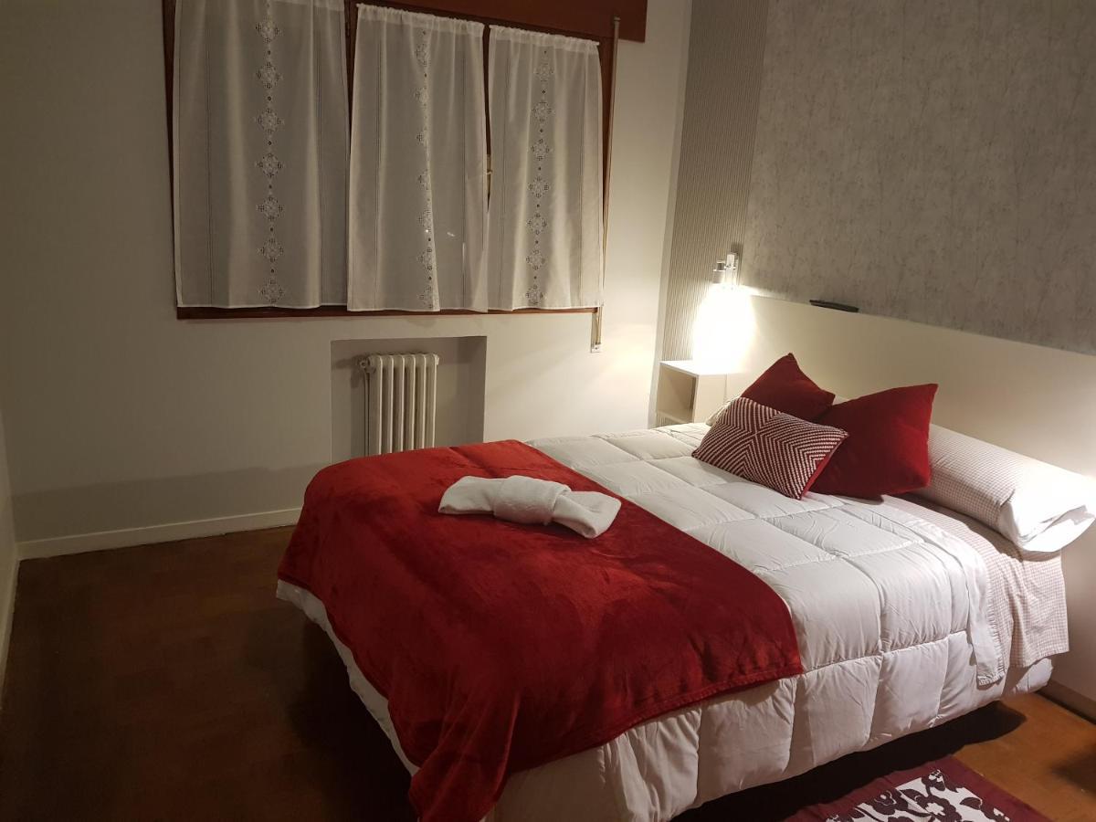 Apartamentos Halcon Ribadeo Extérieur photo
